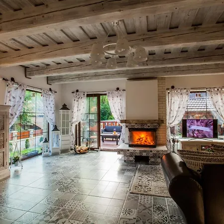 Provence Semesterbostad Mýto pod Ďumbierom